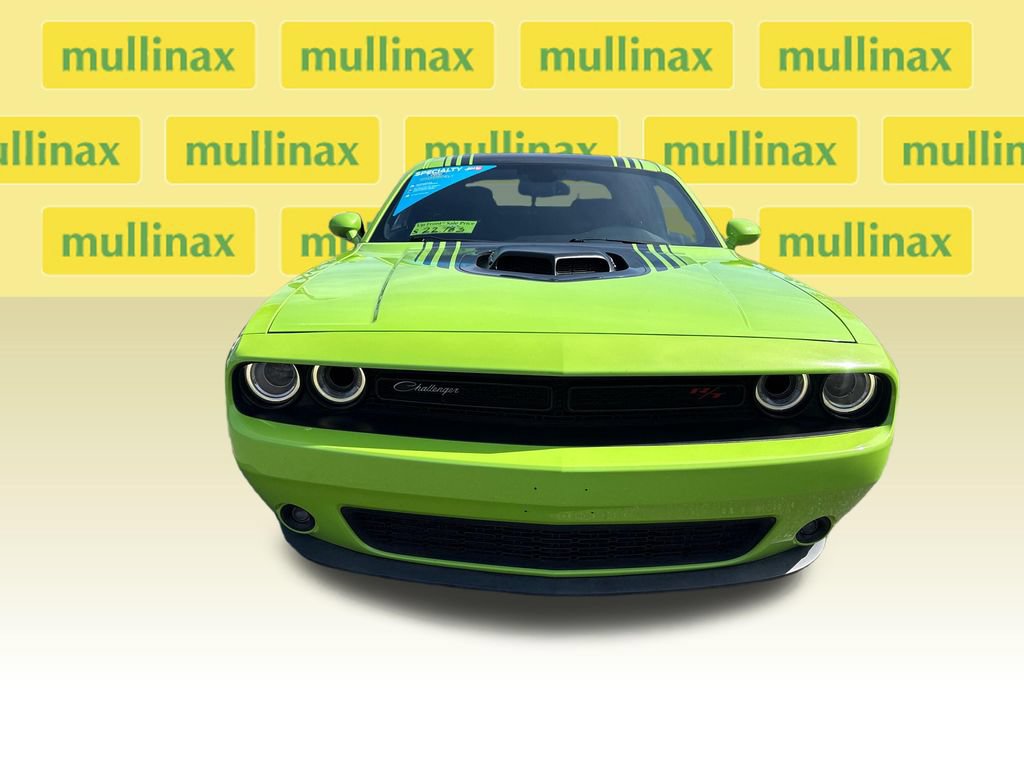 Used 2015 Dodge Challenger R/T Shaker RWD image 15