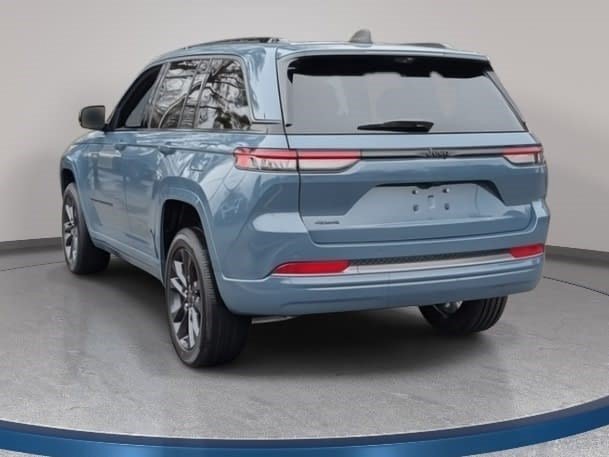 New 2026 Jeep Grand Cherokee Limited Reserve AWD/4WD image 7