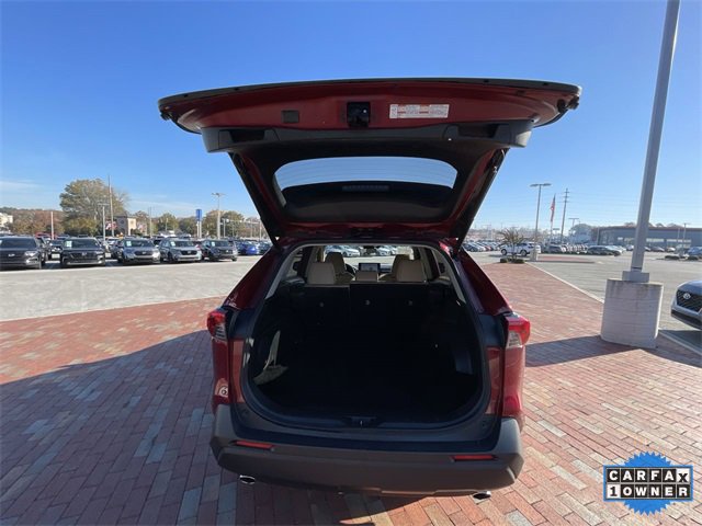 Used 2023 Toyota RAV4 XLE Premium image 33