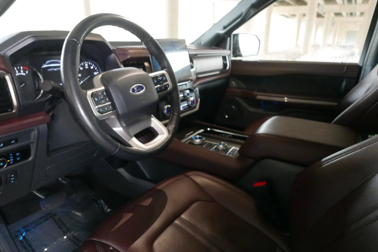 Used 2024 Ford Expedition Max Limited AWD/4WD image 17