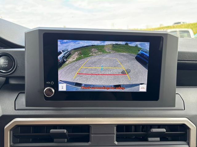 Used 2024 Toyota Tacoma SR image 17