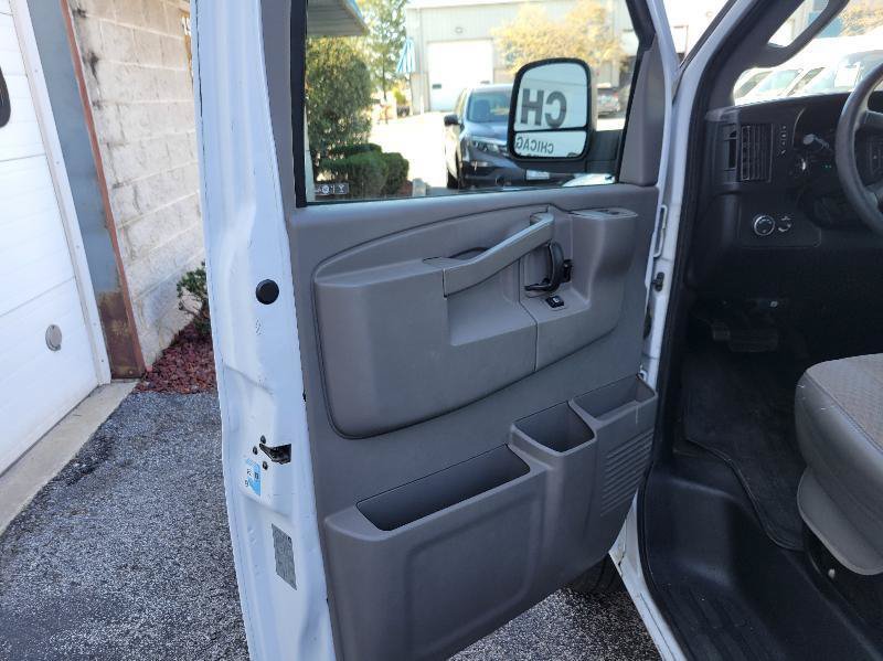 Used 2017 Chevrolet Express 3500 LT w/ LT Preferred Equipment Group RWD image 38
