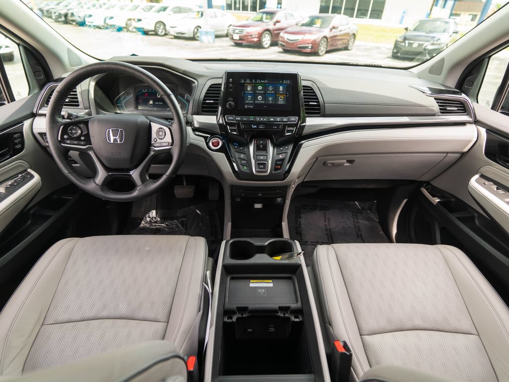 Used 2024 Honda Odyssey Elite image 17