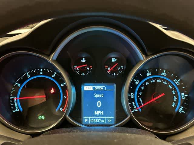 Used 2014 Chevrolet Cruze LS FWD image 6