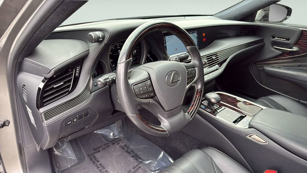Used 2018 Lexus LS 500 AWD w/ Luxury Package image 22