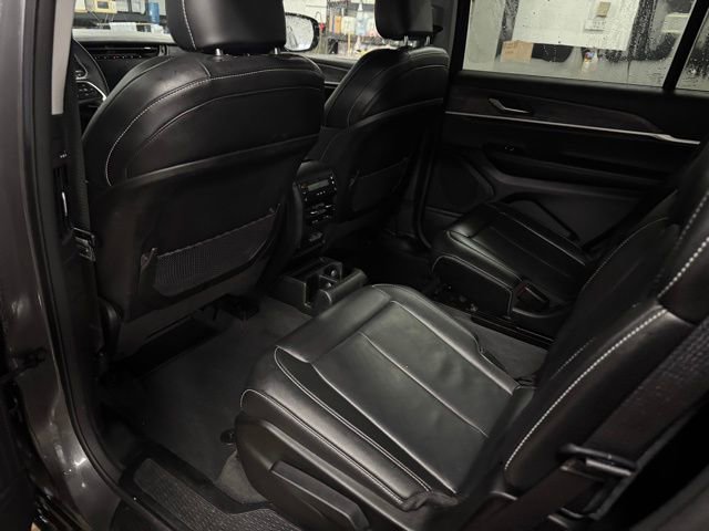 Used 2023 Jeep Grand Cherokee L Limited image 20