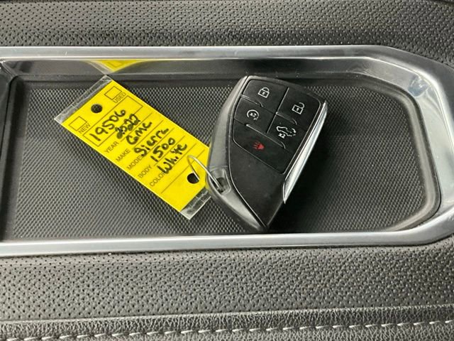 Used 2022 GMC Sierra 1500 SLT w/ SLT Convenience Package AWD/4WD image 28