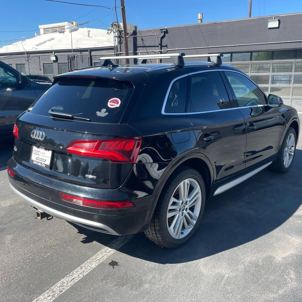 Used 2019 Audi Q5 2.0T Premium Plus w/ Premium Plus Package AWD/4WD image 3