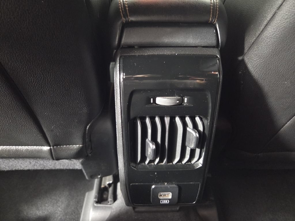 Used 2022 Jeep Compass Limited AWD/4WD image 23