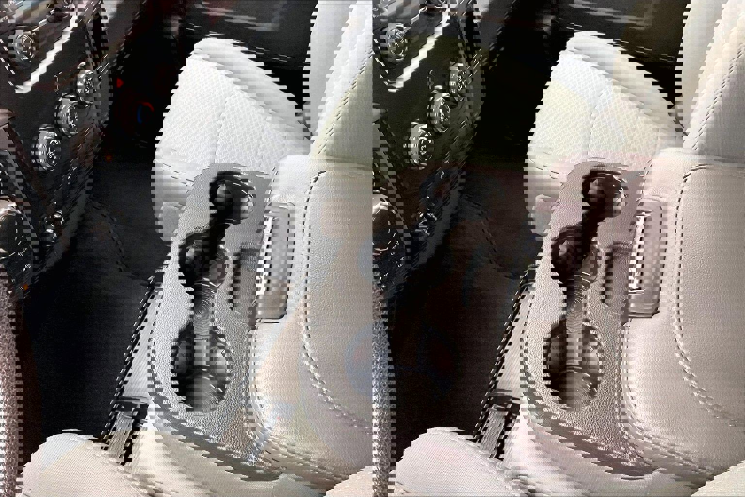 Used 2017 RAM 1500 Express w/ Express Value Package image 16