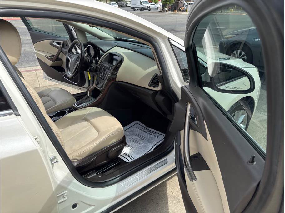 Used 2015 Buick Verano Convenience w/ Experience Buick Package FWD image 9