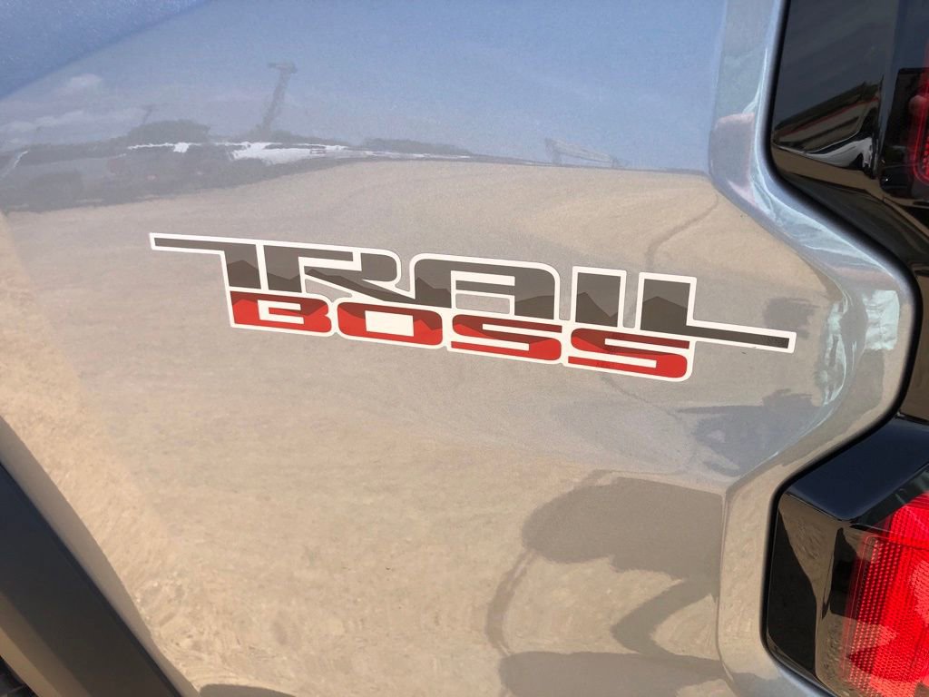 New 2025 Chevrolet Colorado Trail Boss w/ Midnight Edition image 42