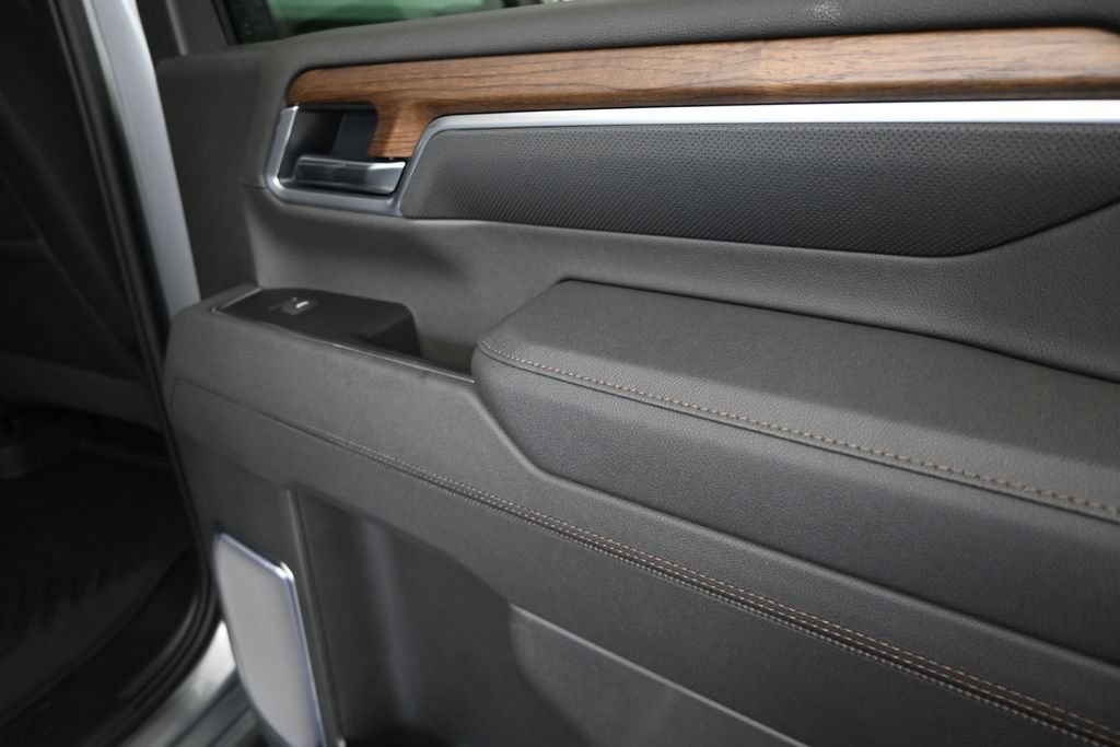 New 2026 Chevrolet Silverado 2500 High Country w/ High Country Premium Package AWD/4WD image 22