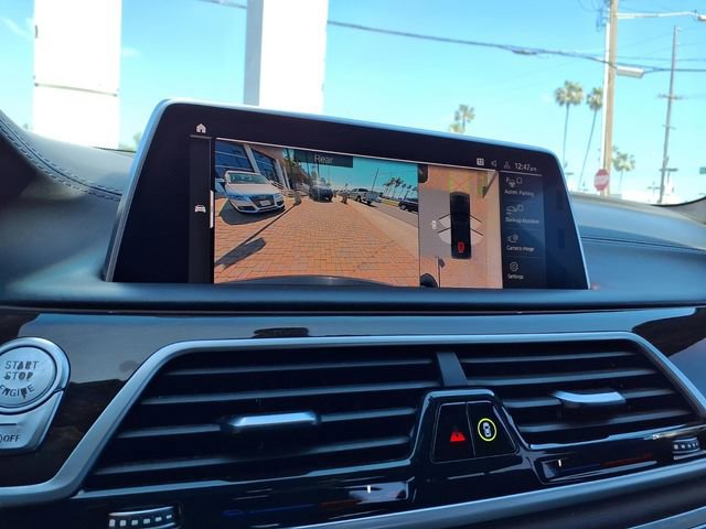 Used 2020 BMW 740i w/ M Sport Package image 15