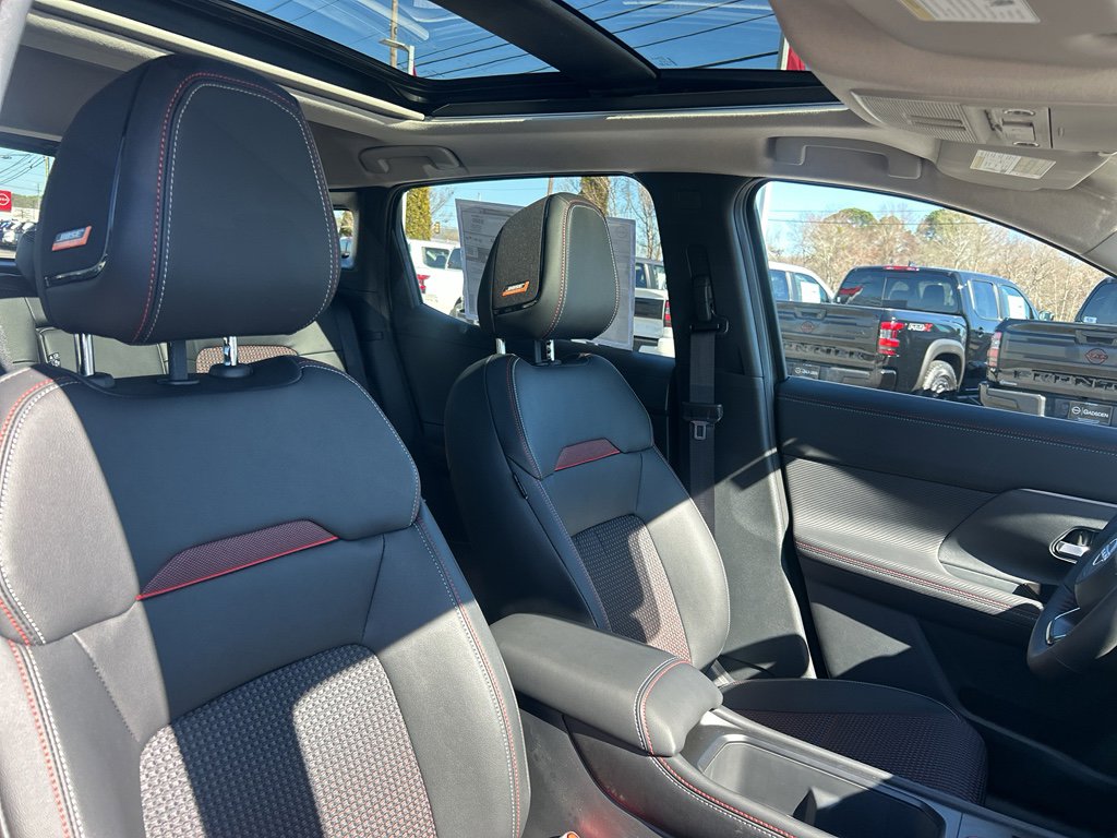 New 2026 Nissan Kicks SR image 19