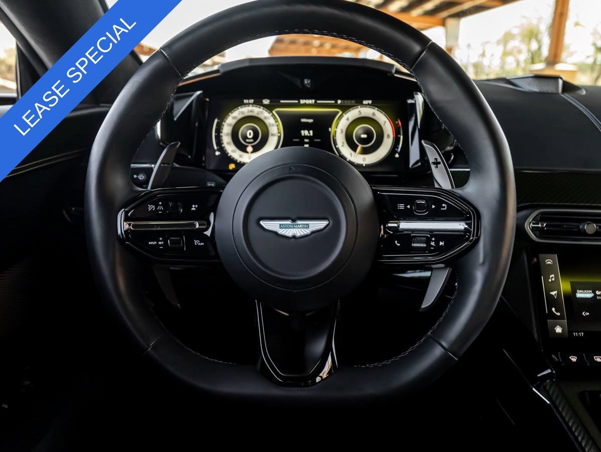 Used 2025 Aston Martin V8 Vantage Coupe RWD image 11