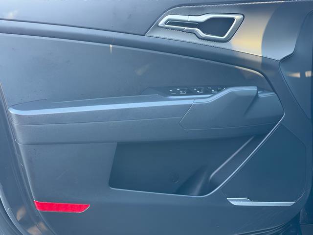 Used 2023 Kia Sportage LX image 14