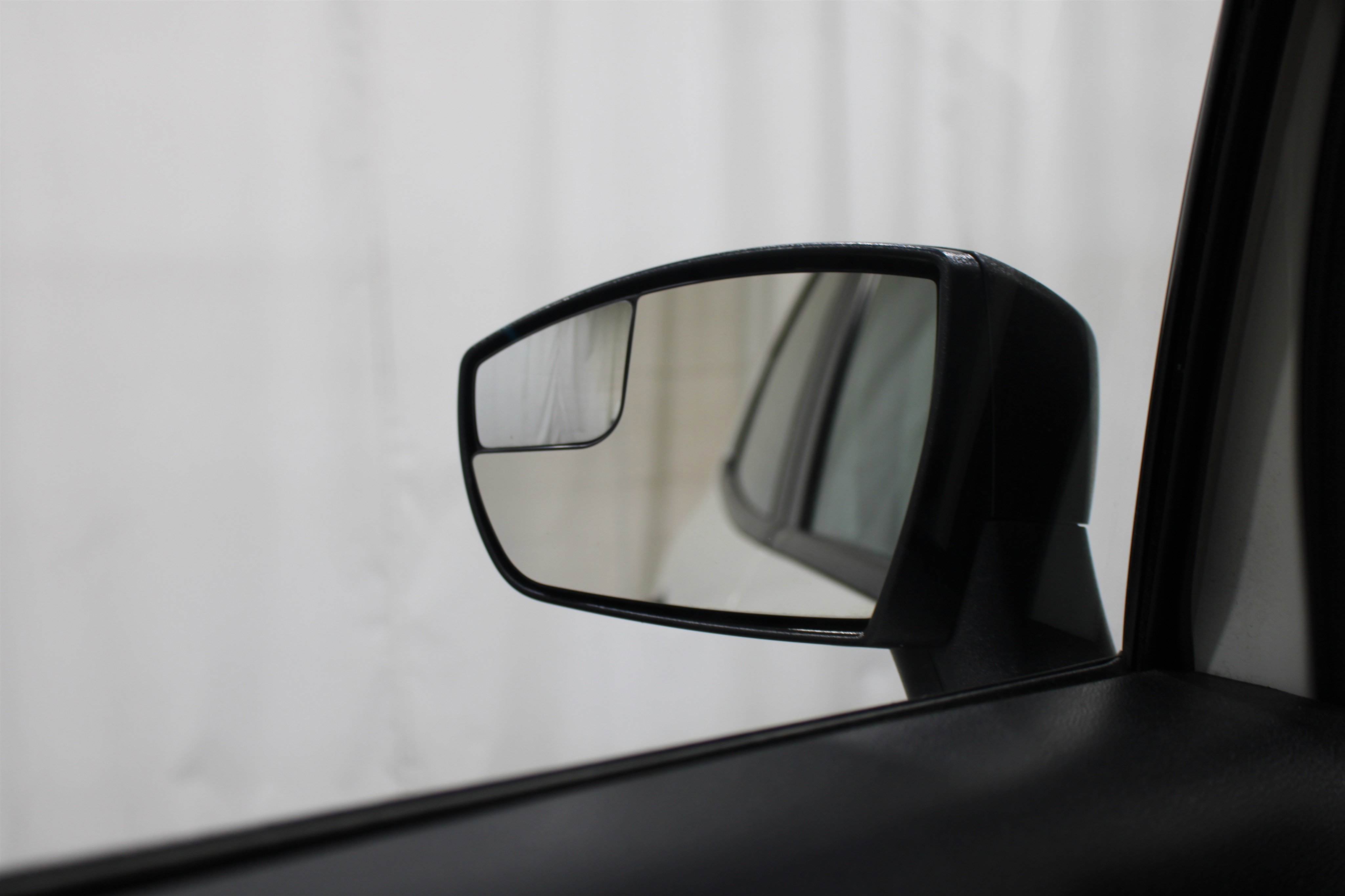 Used 2021 Ford EcoSport S FWD image 19