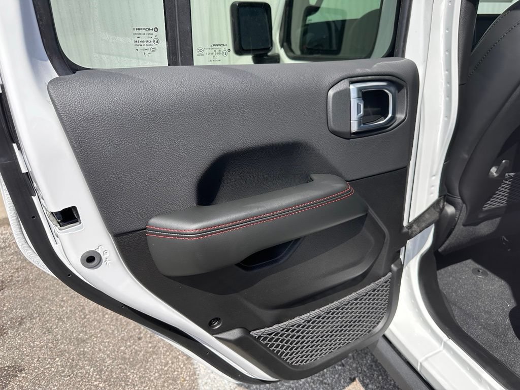 New 2026 Jeep Wrangler Unlimited Rubicon 392 w/ Quick Order Package 27X Moab AWD/4WD image 15