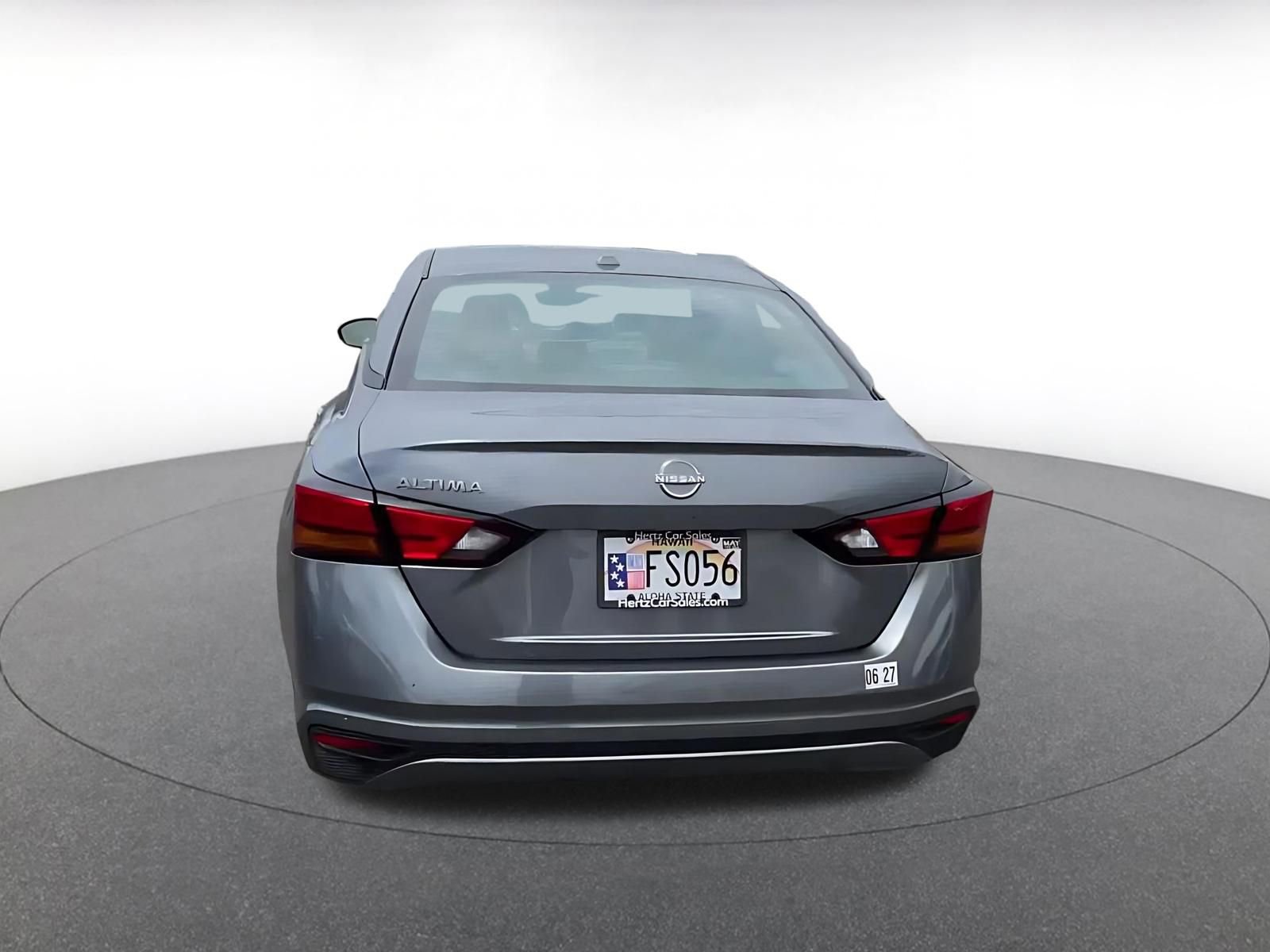 Used 2025 Nissan Altima 2.5 SV image 12