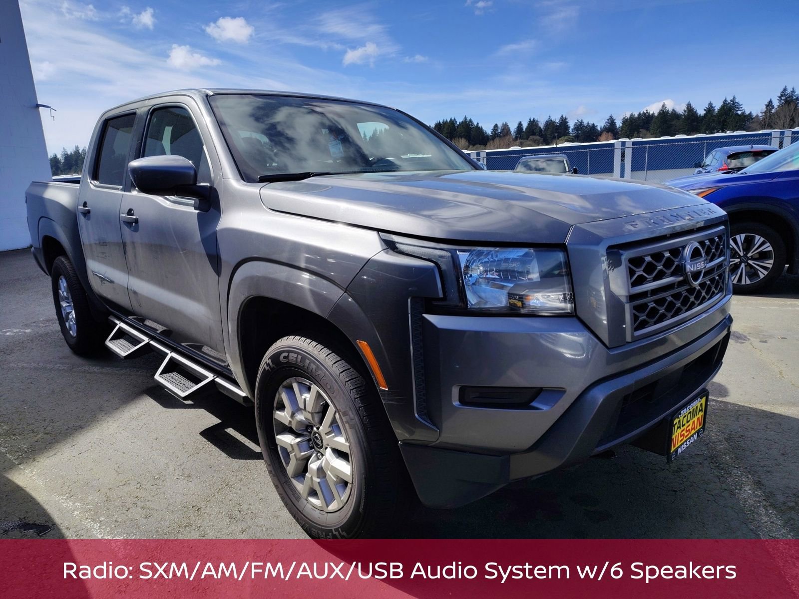 Used 2022 Nissan Frontier SV image 3