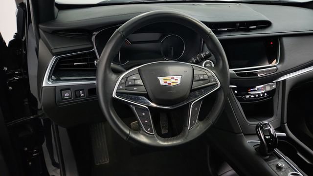 Certified 2023 Cadillac XT5 Premium Luxury w/ LPO, Floor Liner Package image 13