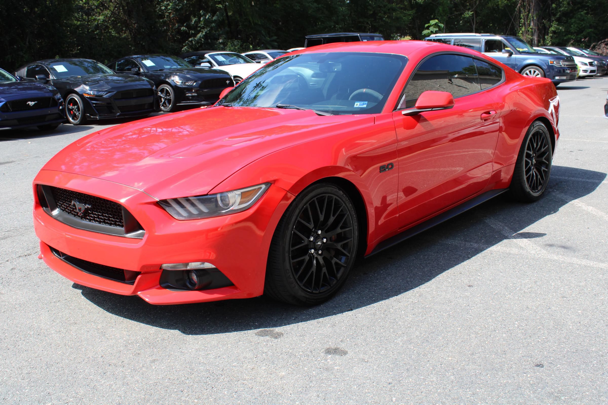 Used 2017 Ford Mustang GT w/ GT Performance Package RWD image 26