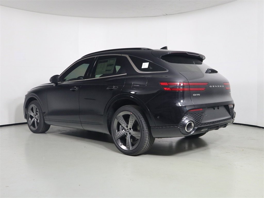 Used 2024 Genesis GV70 2.5T w/ Sport Prestige Package image 3