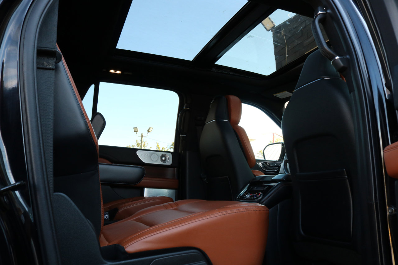 Used 2020 Lincoln Navigator L Reserve w/ Luxury Package image 51