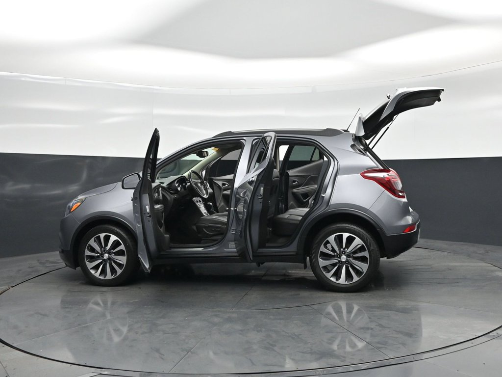 Used 2019 Buick Encore Essence FWD image 37