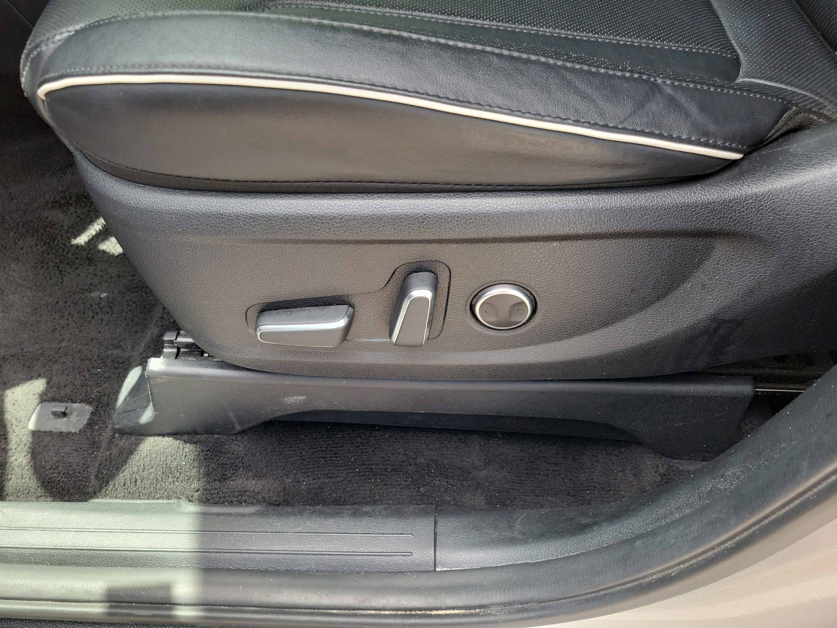 Used 2024 Hyundai Palisade SEL FWD image 18