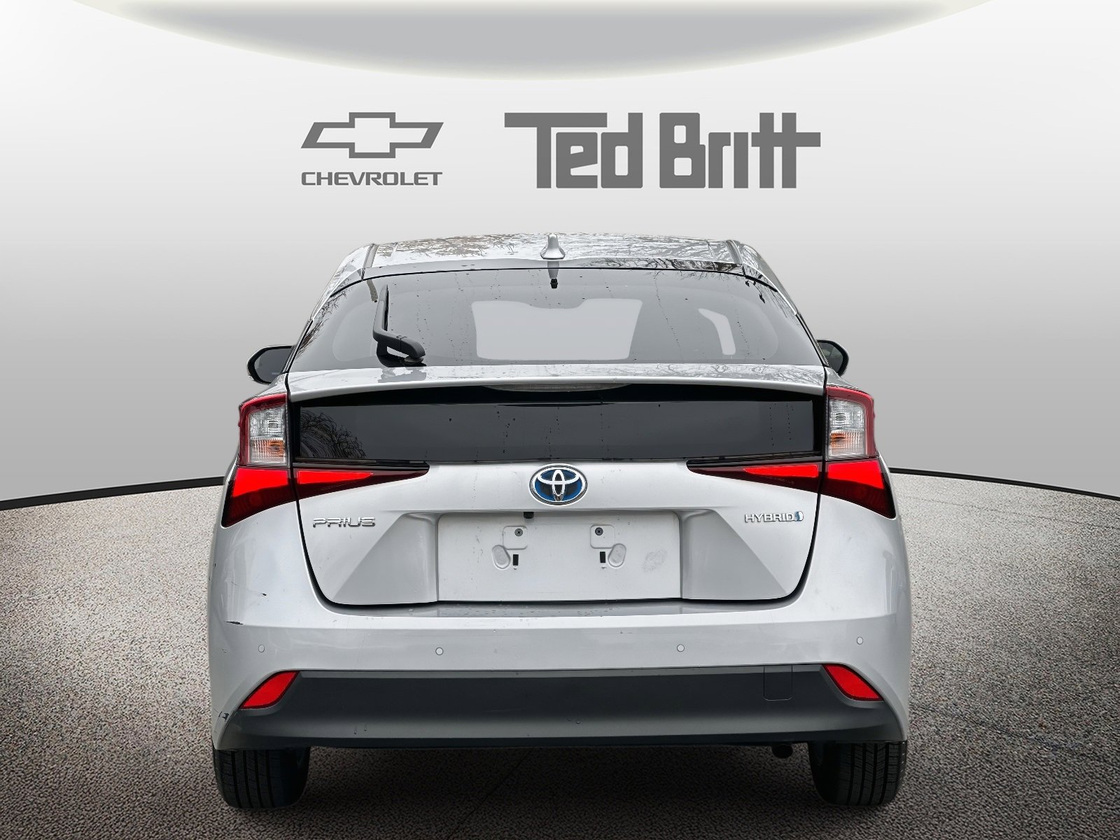 Used 2022 Toyota Prius LE image 5