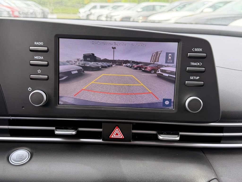 Used 2023 Hyundai Elantra SEL FWD image 26