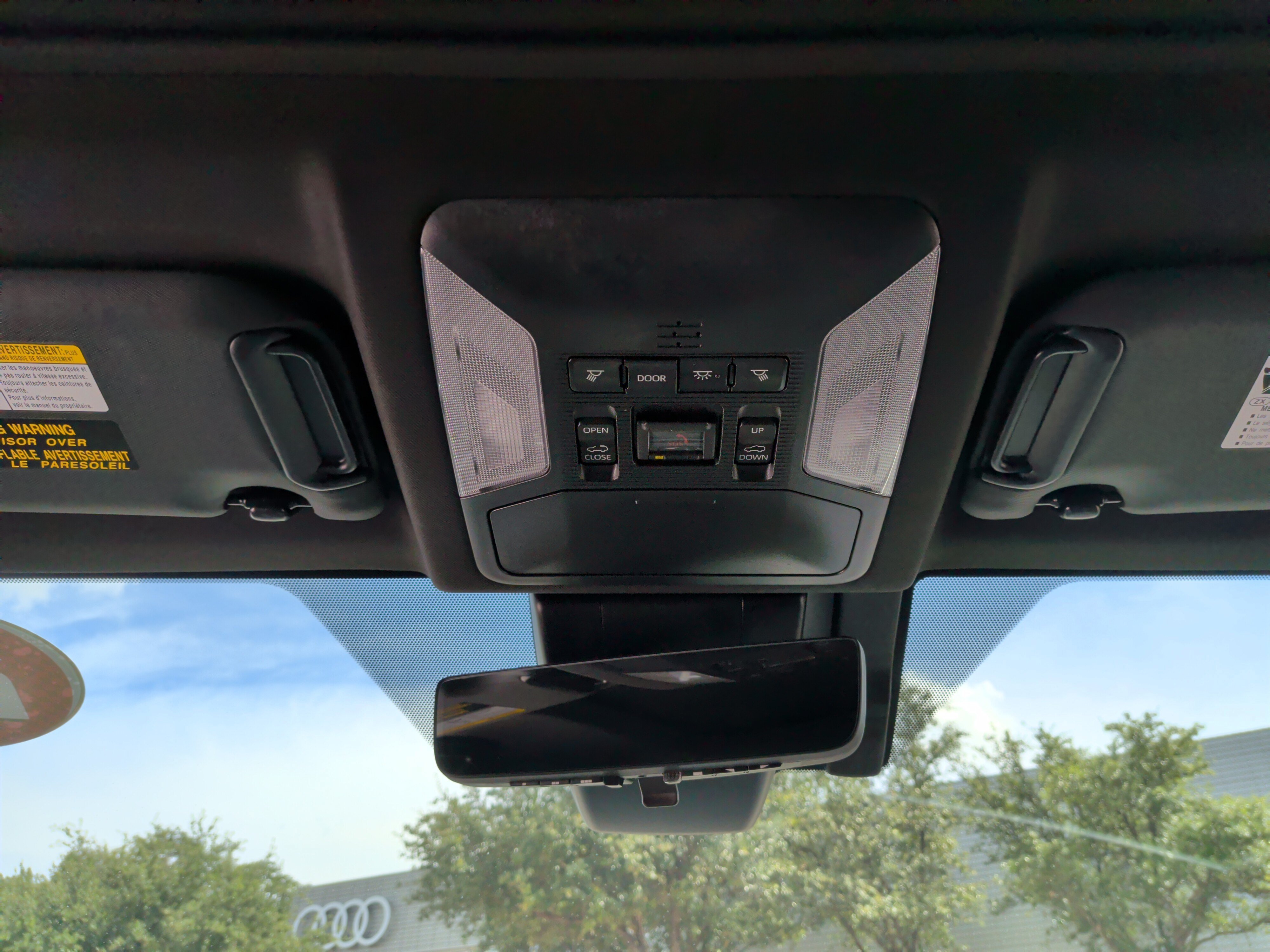 Used 2021 Toyota RAV4 XSE w/ XSE Grade Weather Package AWD/4WD image 24