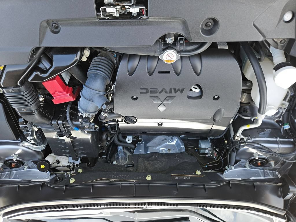 Used 2025 Mitsubishi Outlander Sport SE AWD/4WD image 23