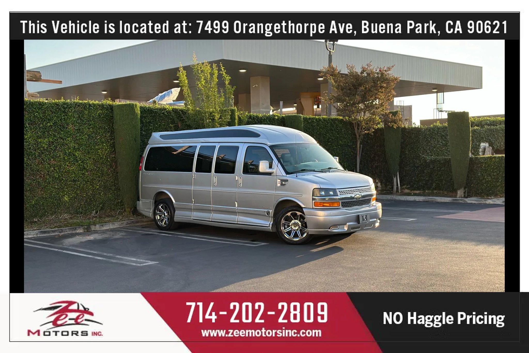 Used 2015 Chevrolet Express 2500 Extended image 2