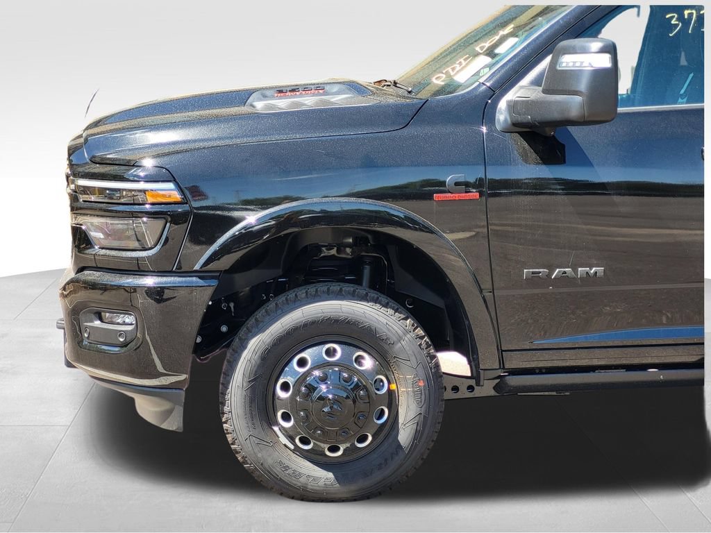New 2027 RAM 3500 Limited AWD/4WD image 9