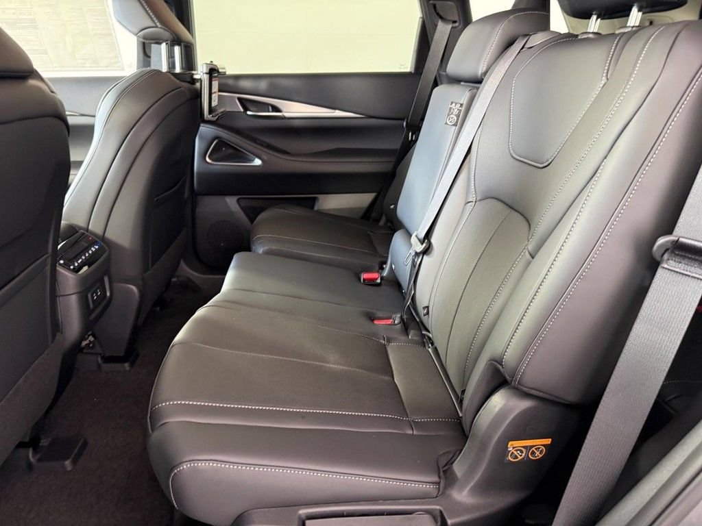 New 2027 INFINITI QX60 Luxe AWD/4WD image 17