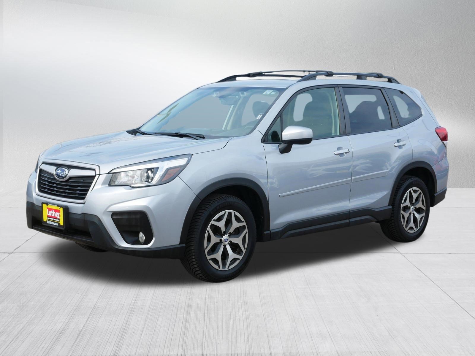 Used 2020 Subaru Forester Premium image 3