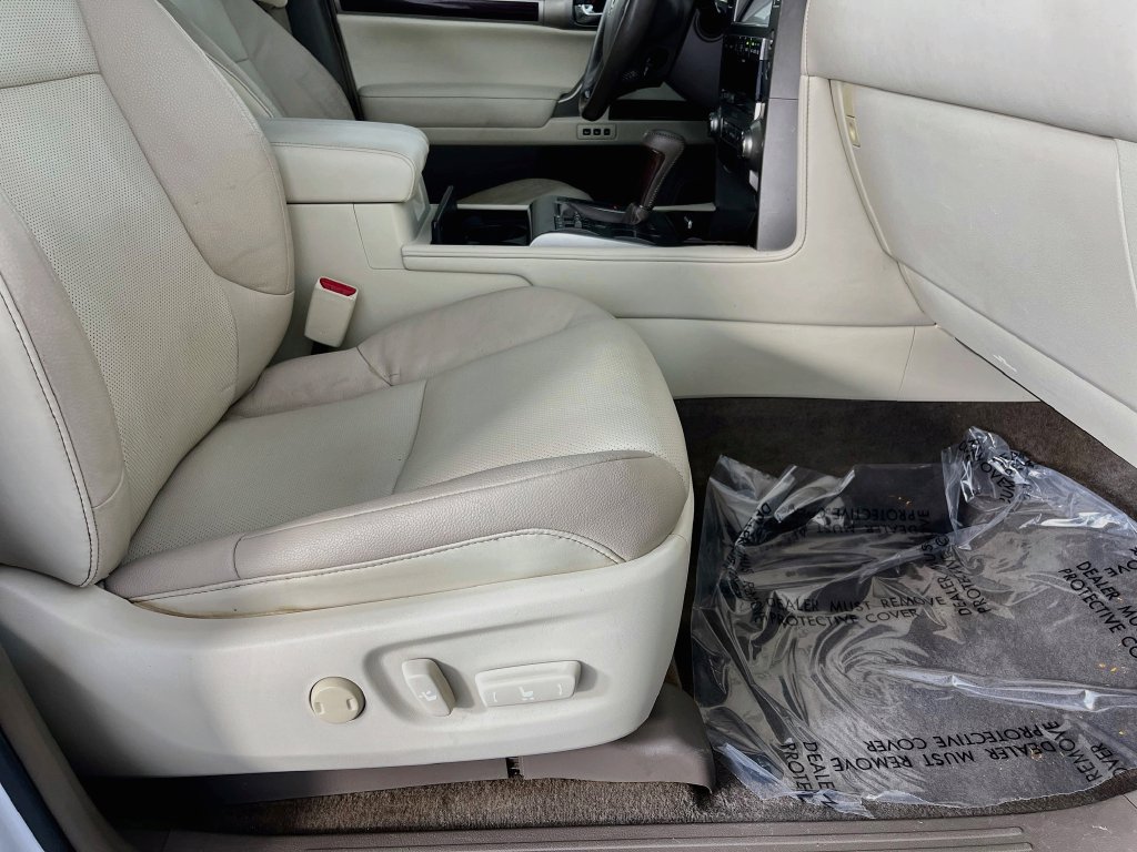 Used 2019 Lexus GX 460 Premium w/ Premium Package AWD/4WD image 35