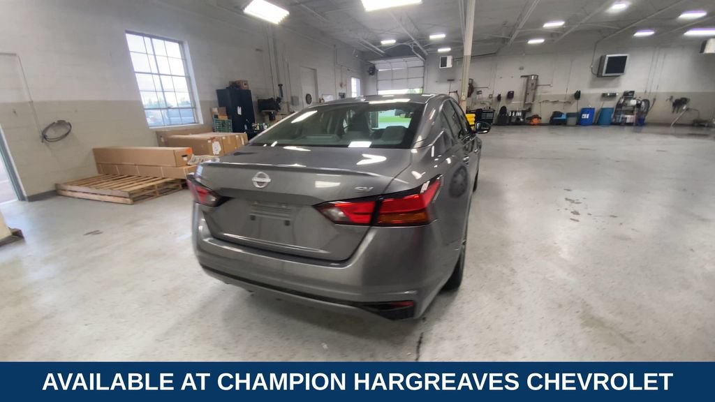 Used 2024 Nissan Altima 2.5 SV FWD image 10