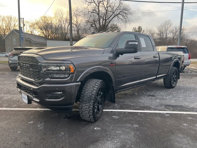 Used 2023 RAM 3500 Limited image 37
