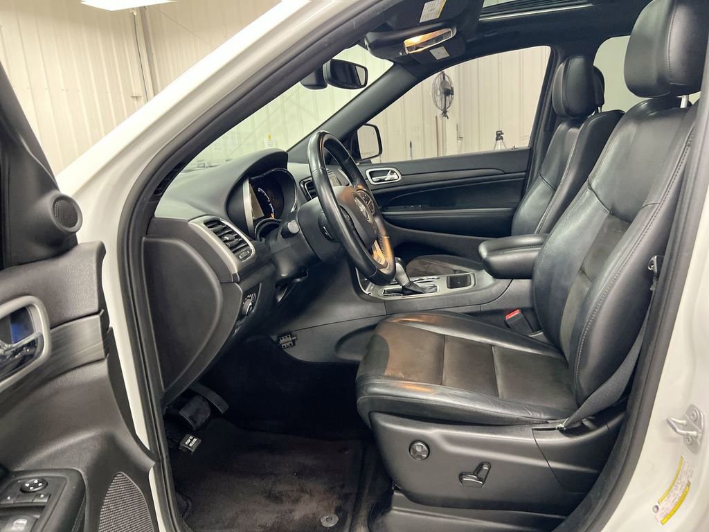 Used 2019 Jeep Grand Cherokee Altitude AWD/4WD image 20