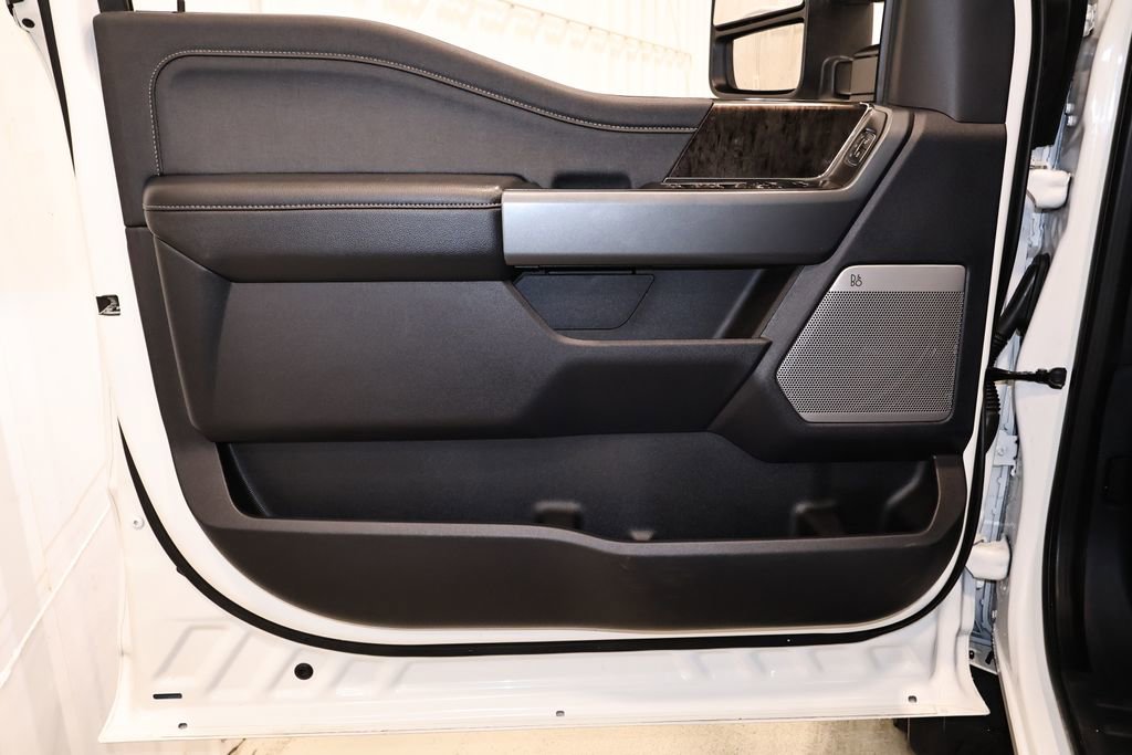 Certified 2025 Ford F350 Lariat w/ Lariat Ultimate Package image 11