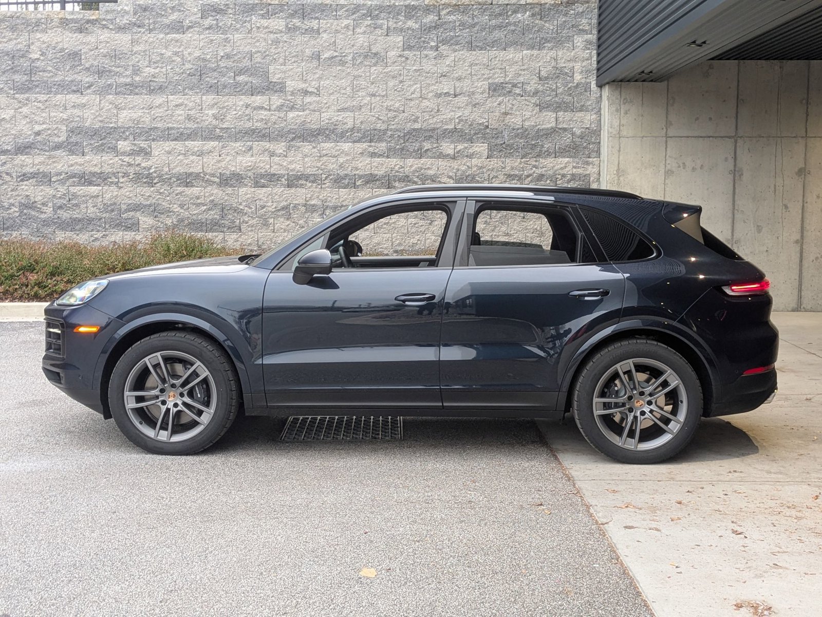 Certified 2026 Porsche Cayenne AWD/4WD video 2