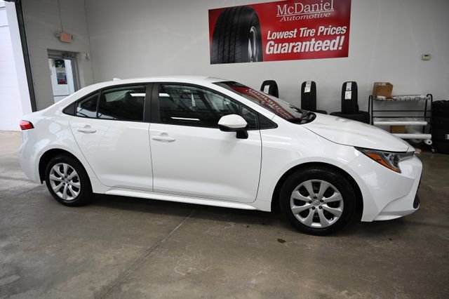 Used 2023 Toyota Corolla LE image 4