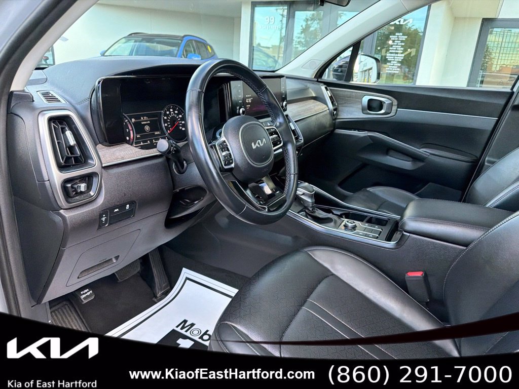 Certified 2023 Kia Sorento S w/ Panoramic Sunroof Package AWD/4WD image 32