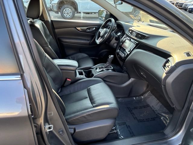 Used 2022 Nissan Rogue Sport SL AWD/4WD image 32