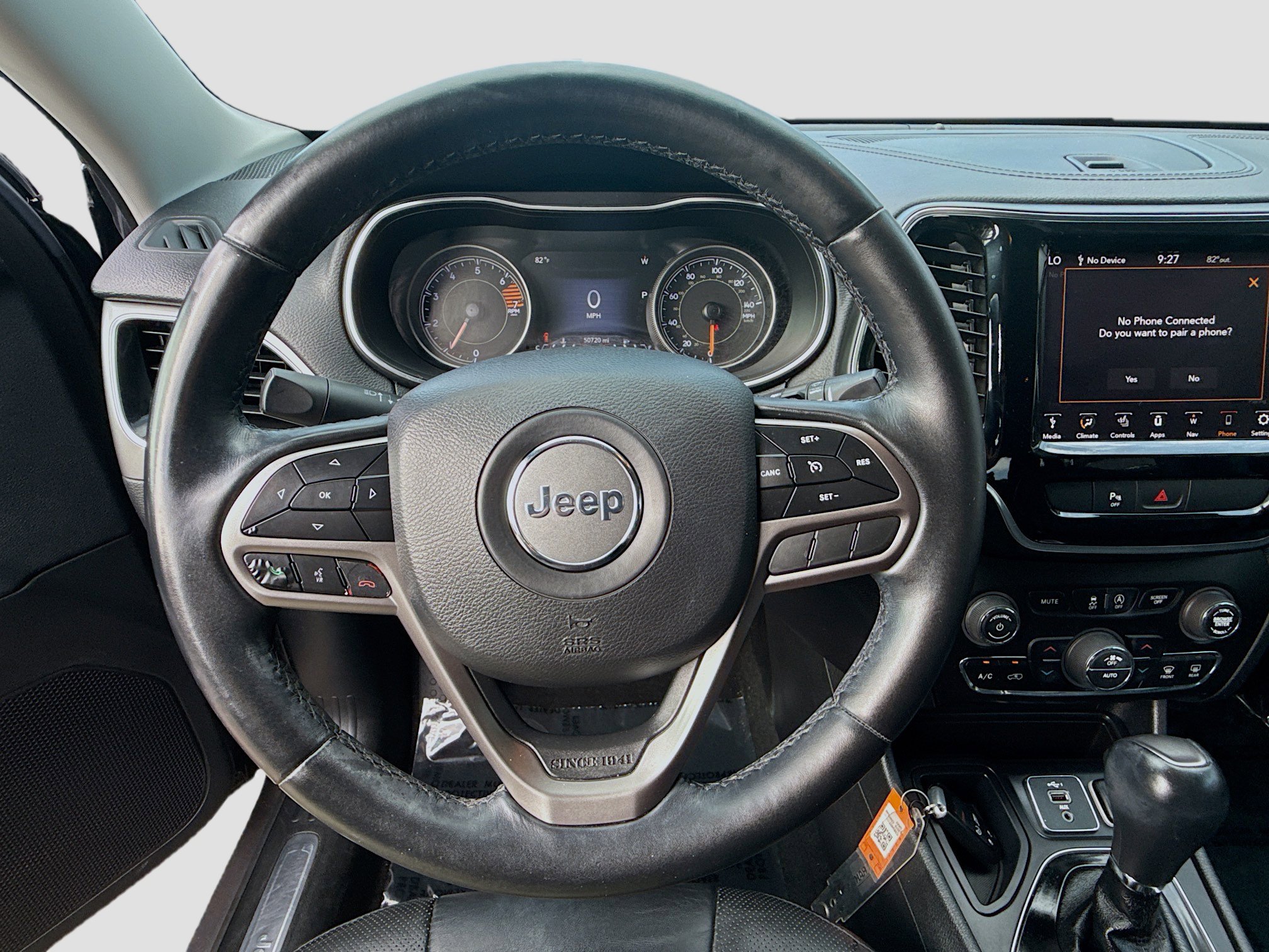 Used 2019 Jeep Cherokee Limited FWD image 10