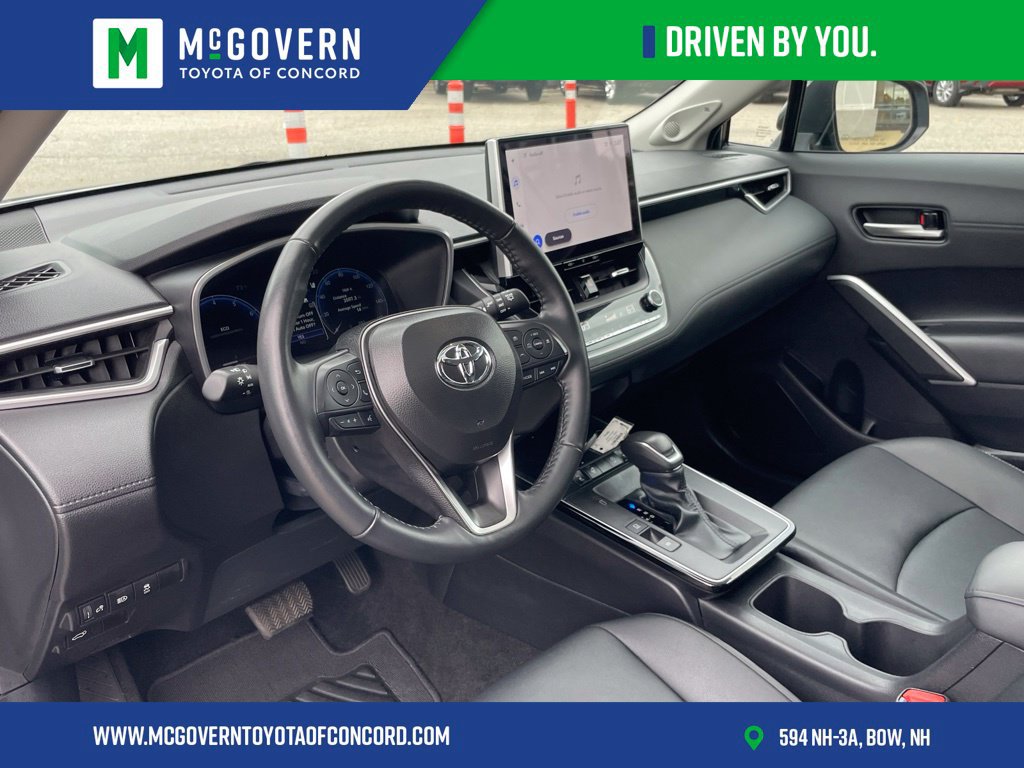Used 2026 Toyota Corolla Cross XLE w/ Convenience Package AWD/4WD image 12